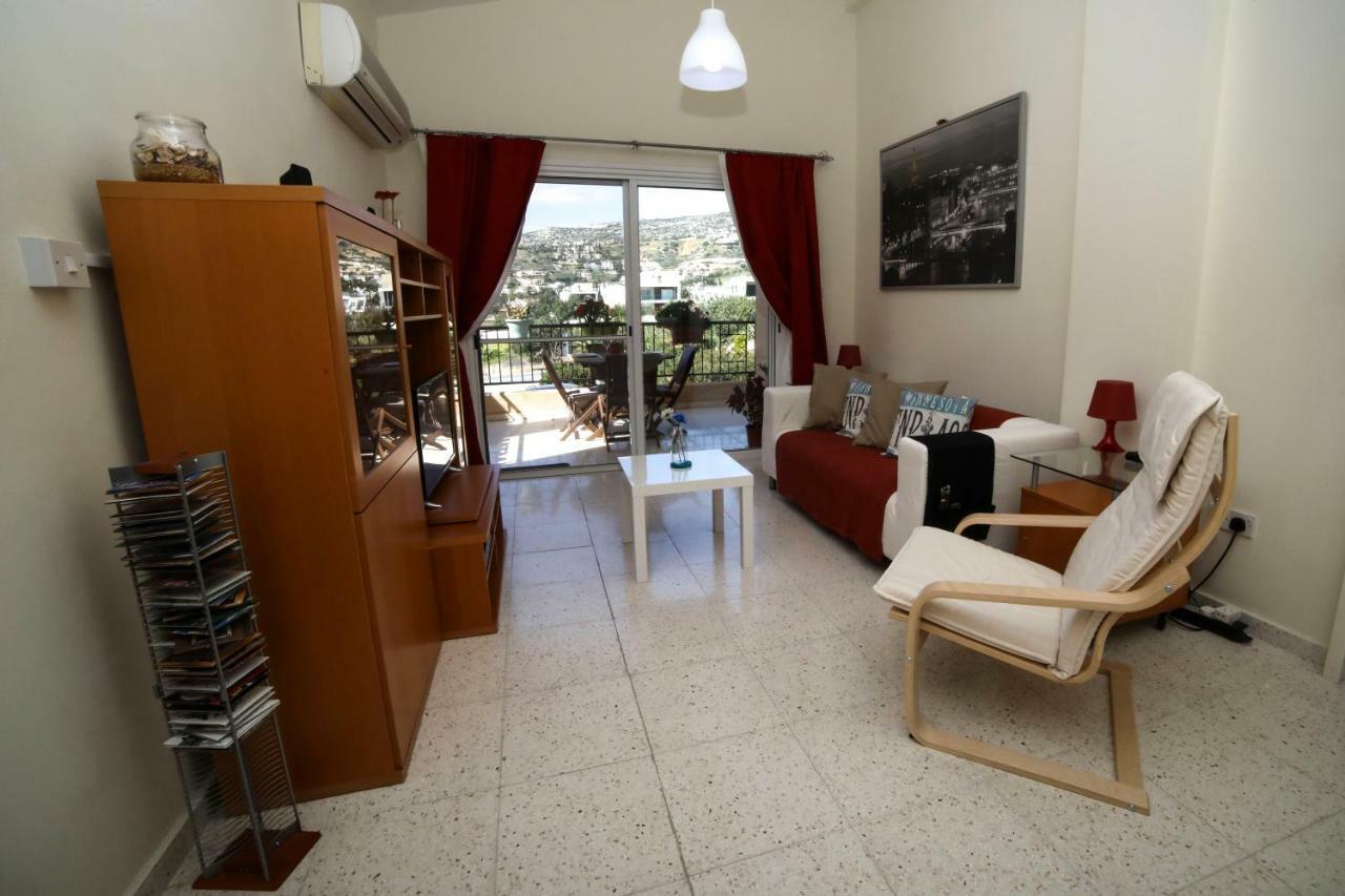 The Marilouize Apartment Peyia Exterior foto